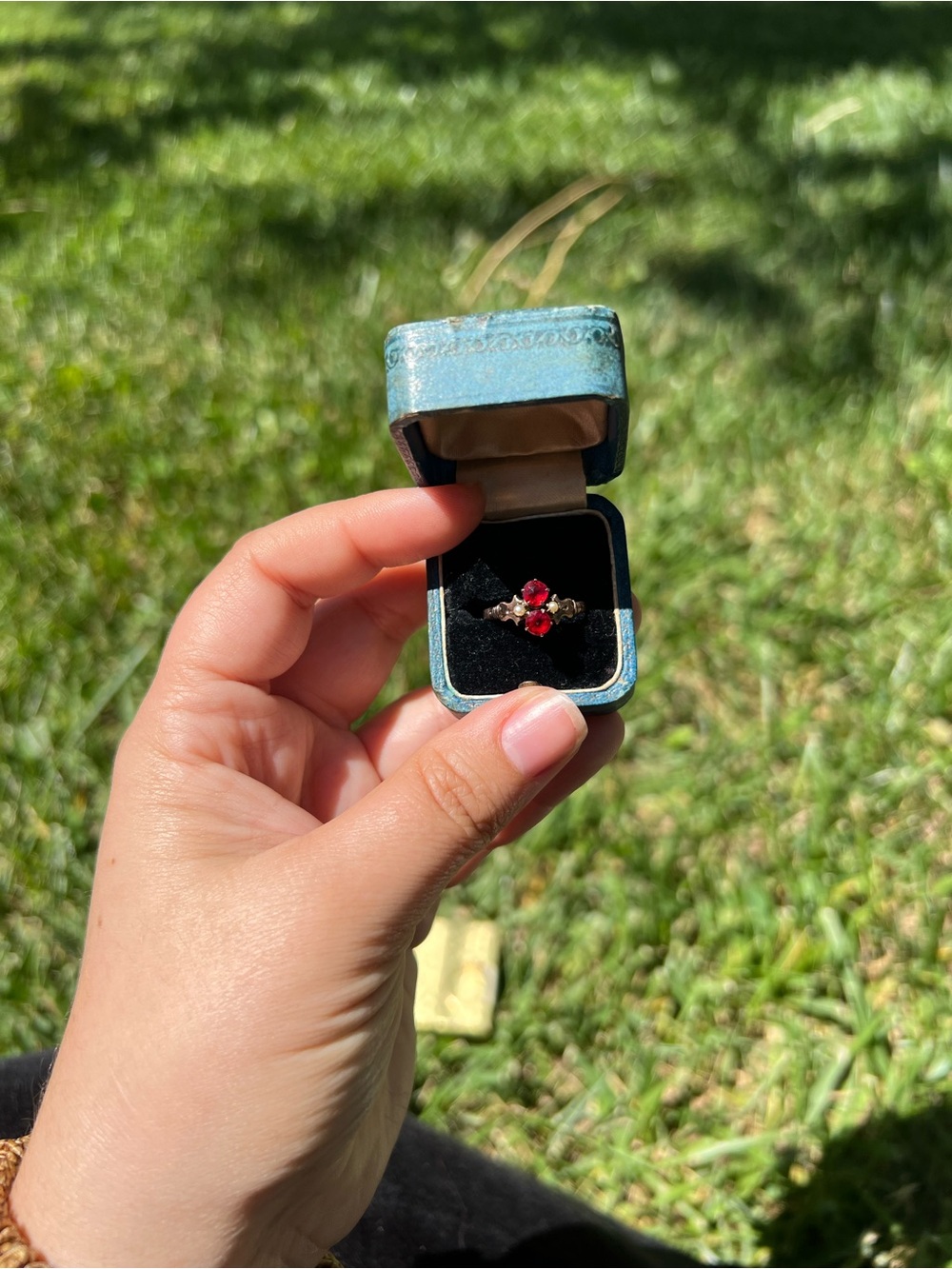 Solid Gold victorian Ring with Red Gemstones and seed pearls- Women Jewelry